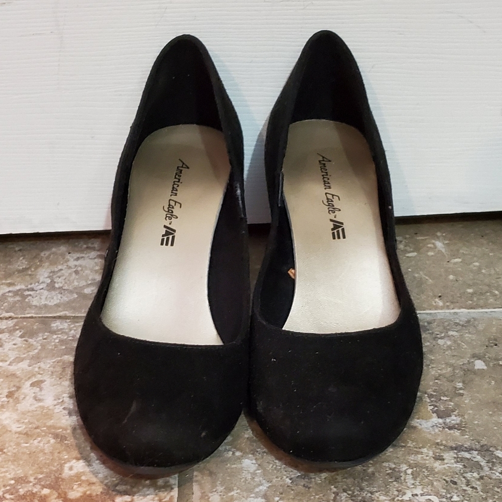 Heels - Picture 3 of 4